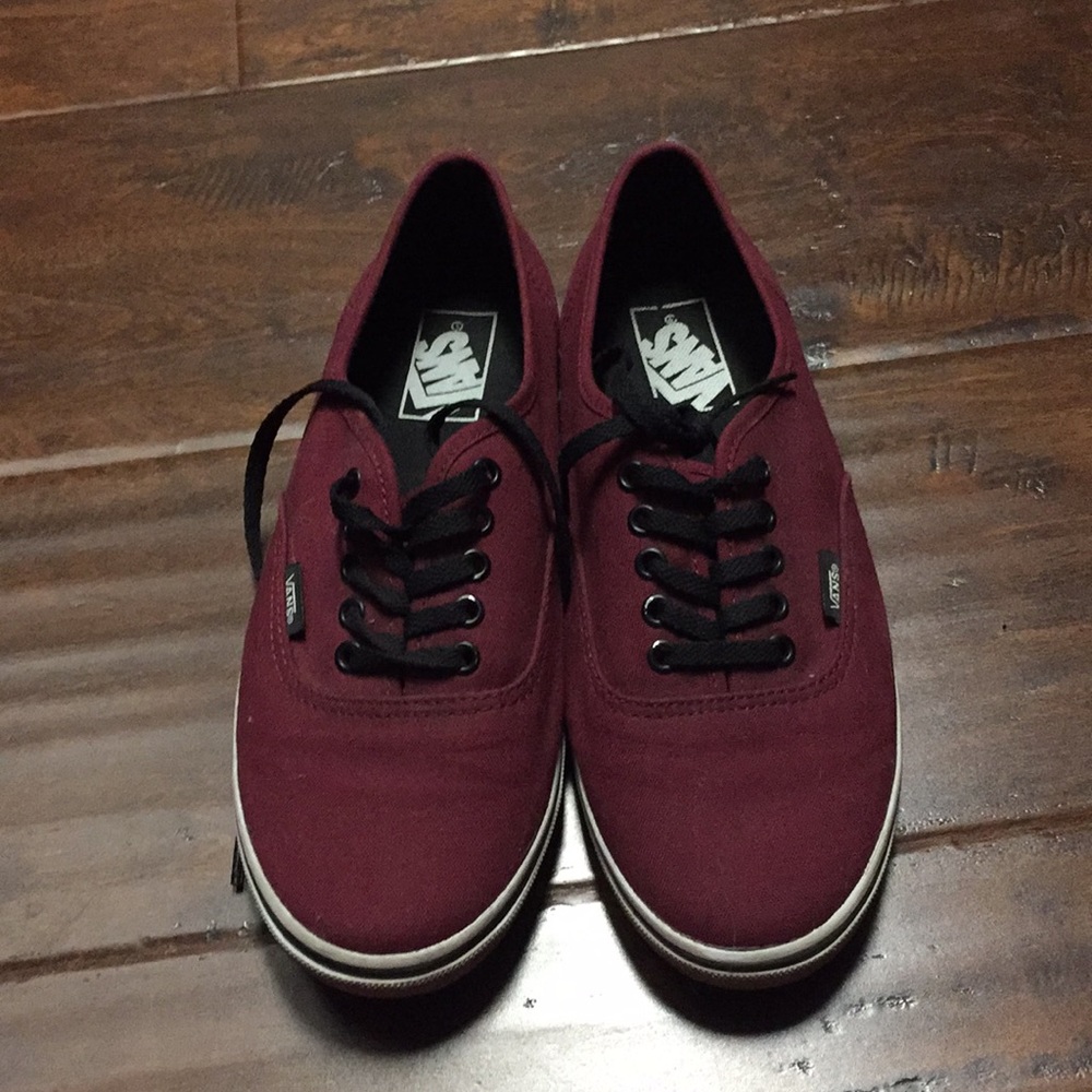Lo pro maroon vans